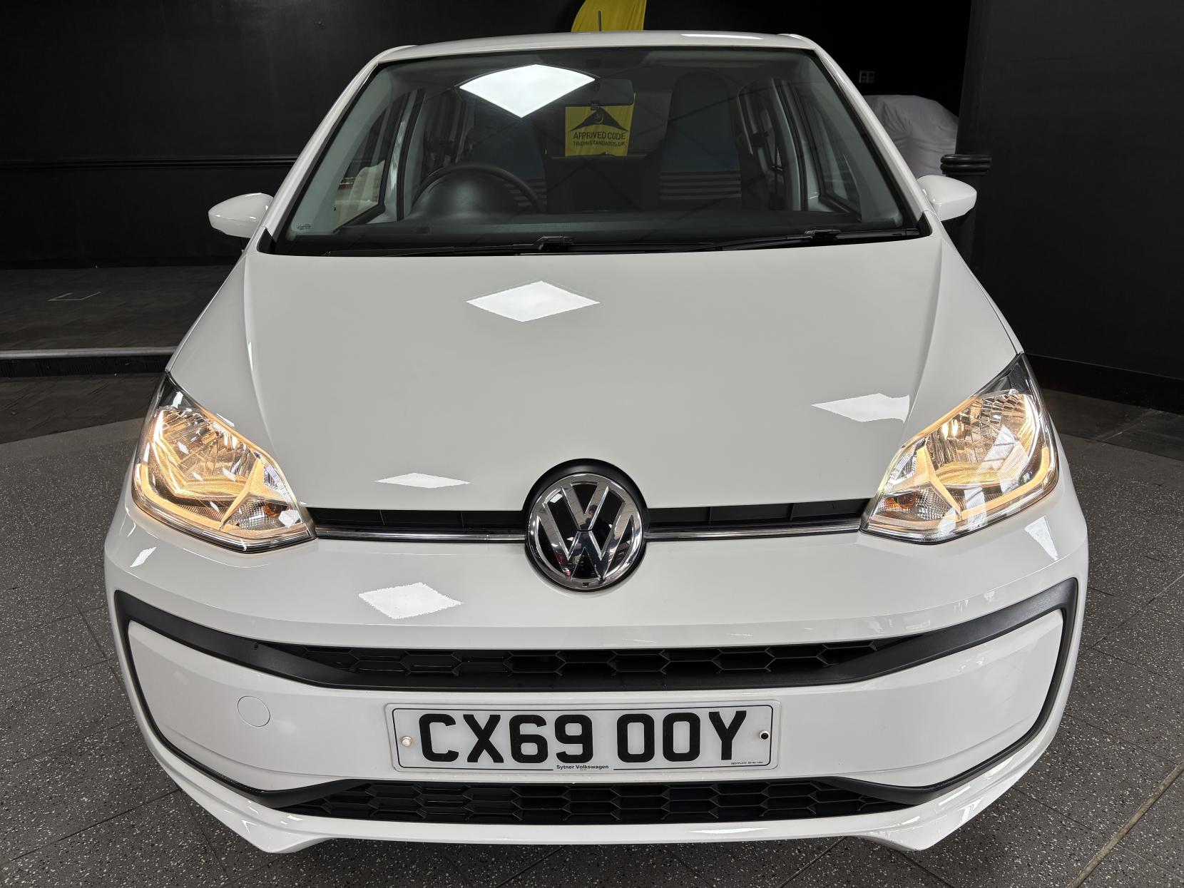 Volkswagen up! 1.0 Move up! Hatchback 5dr Petrol Manual Euro 6 (s/s) (60 ps)
