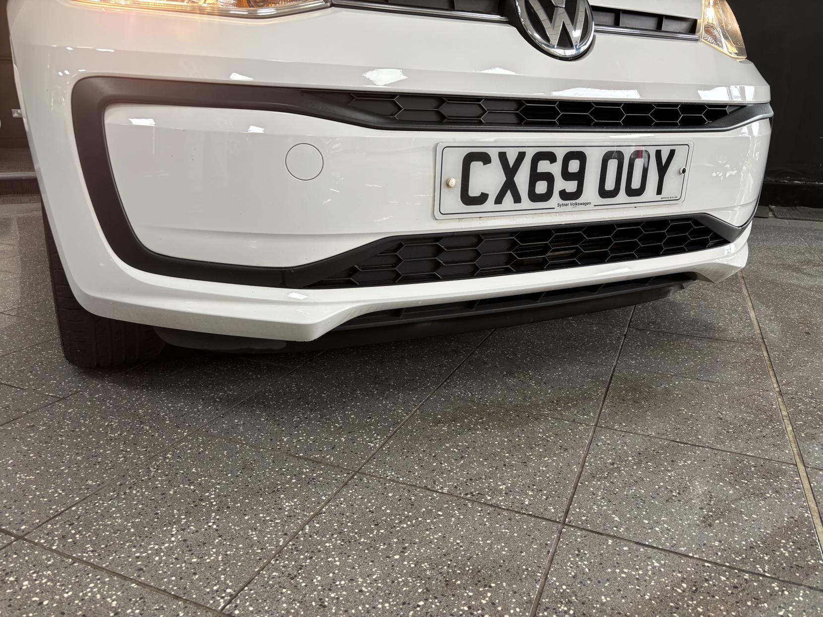 Volkswagen up! 1.0 Move up! Hatchback 5dr Petrol Manual Euro 6 (s/s) (60 ps)