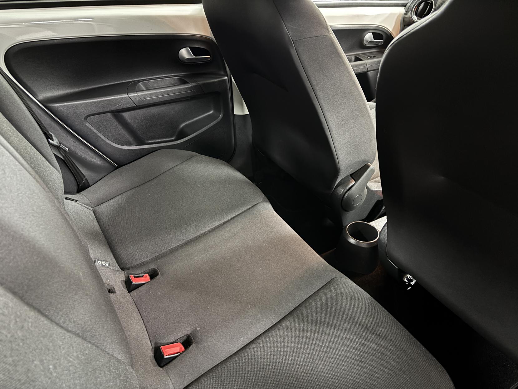 Volkswagen up! 1.0 Move up! Hatchback 5dr Petrol Manual Euro 6 (s/s) (60 ps)