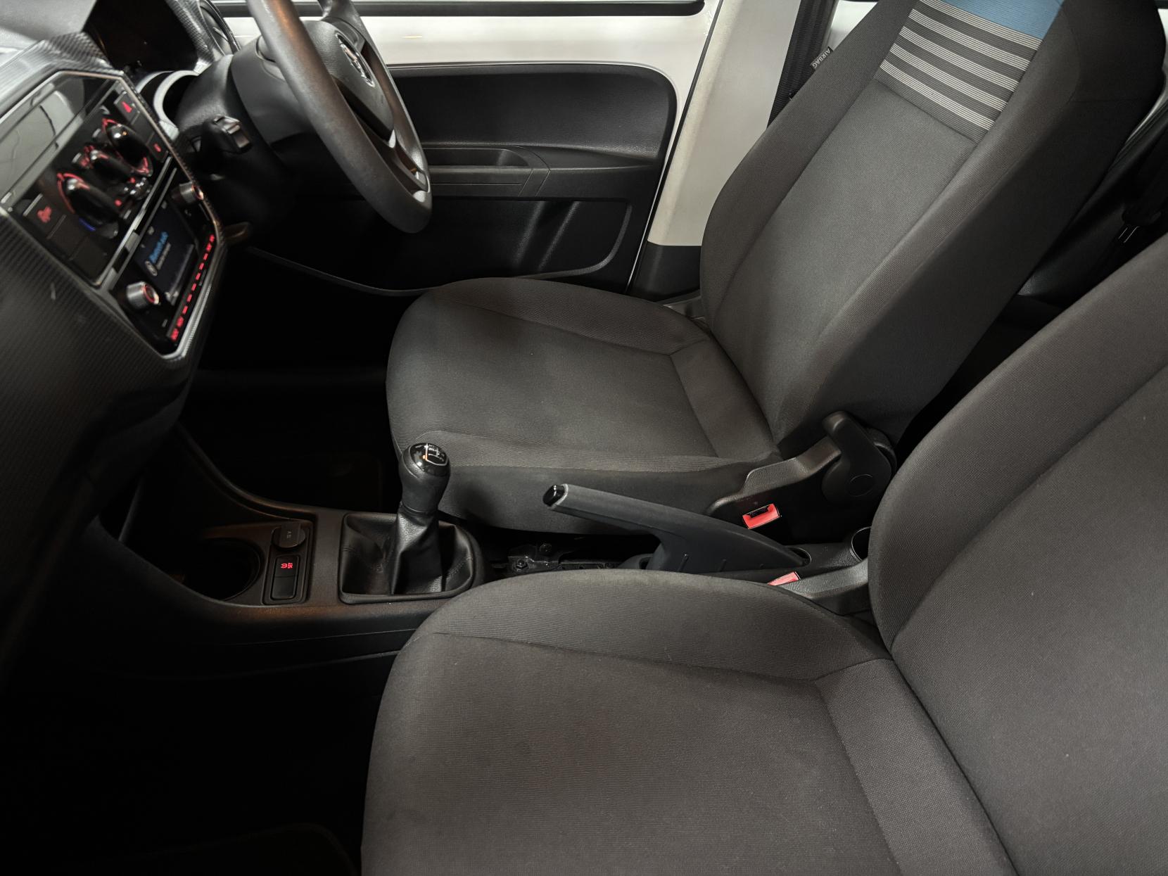 Volkswagen up! 1.0 Move up! Hatchback 5dr Petrol Manual Euro 6 (s/s) (60 ps)