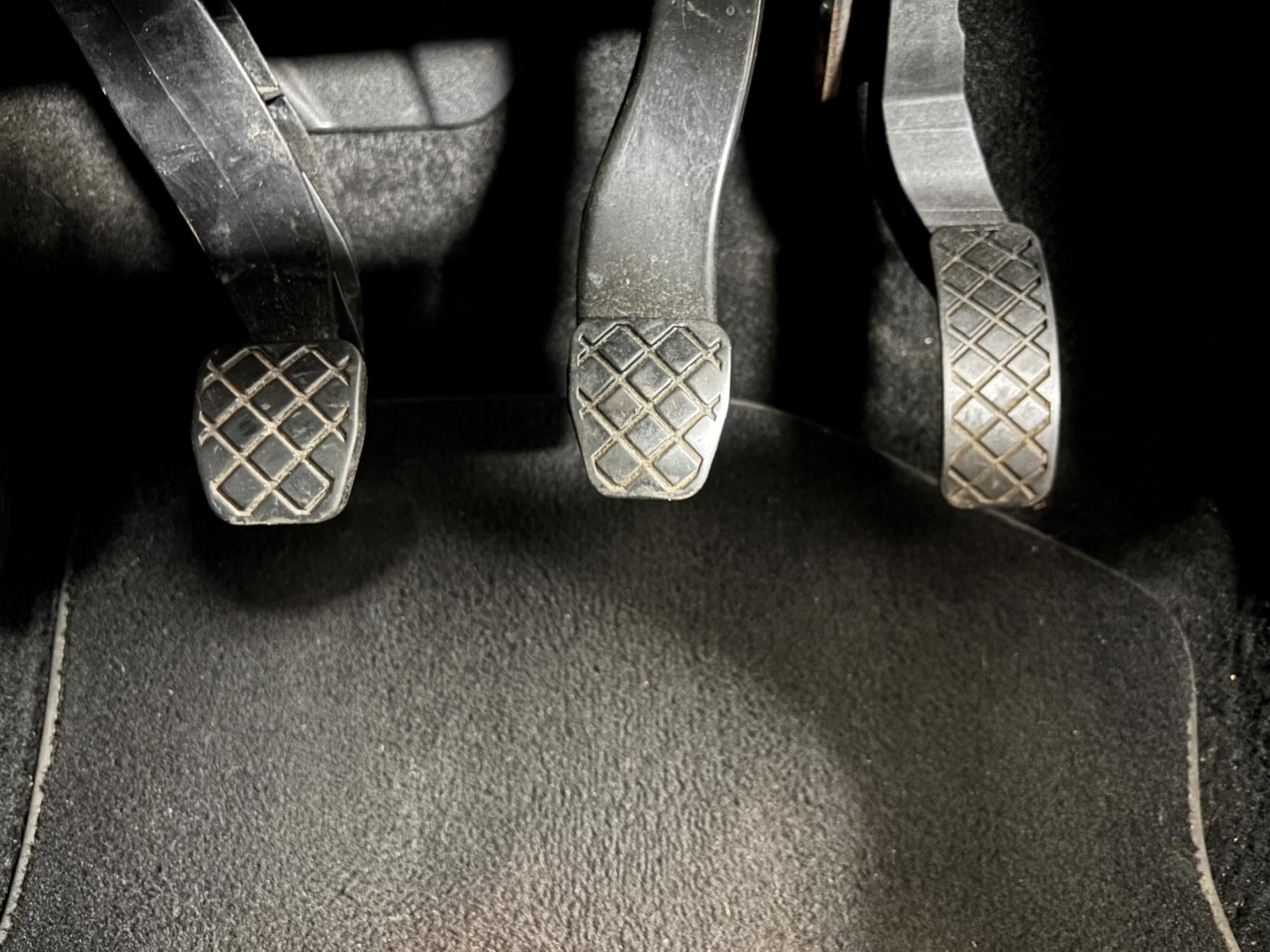 Volkswagen up! 1.0 Move up! Hatchback 5dr Petrol Manual Euro 6 (s/s) (60 ps)