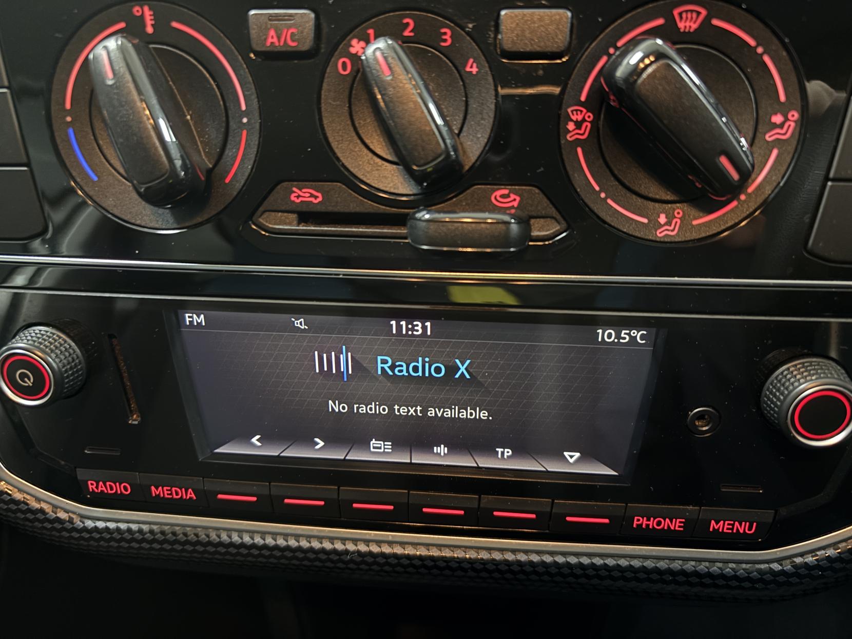 Volkswagen up! 1.0 Move up! Hatchback 5dr Petrol Manual Euro 6 (s/s) (60 ps)