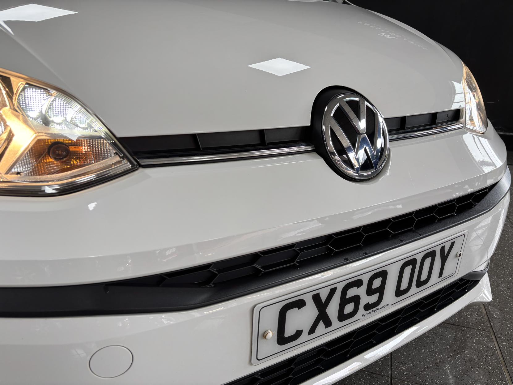 Volkswagen up! 1.0 Move up! Hatchback 5dr Petrol Manual Euro 6 (s/s) (60 ps)