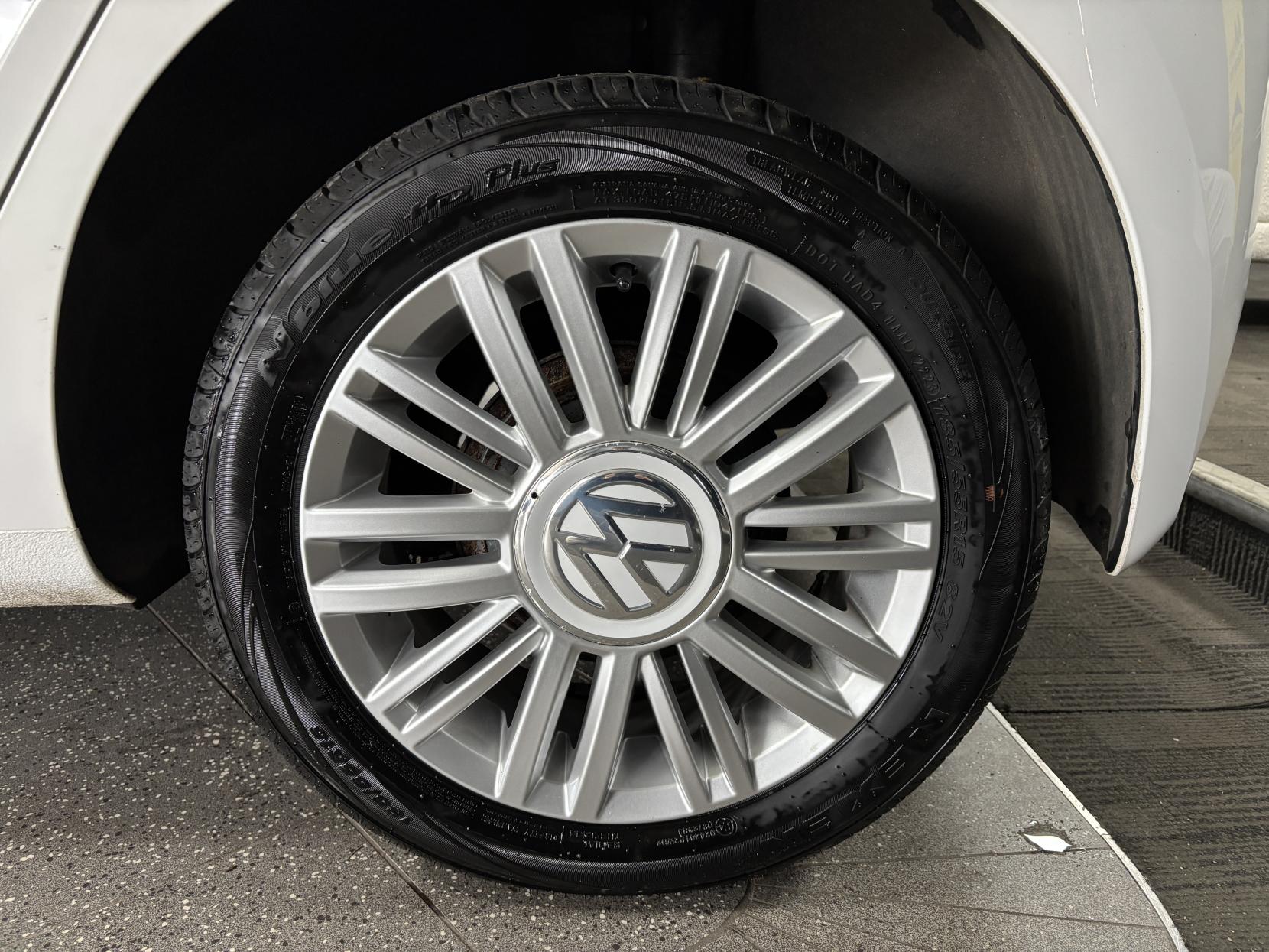 Volkswagen up! 1.0 Move up! Hatchback 5dr Petrol Manual Euro 6 (s/s) (60 ps)