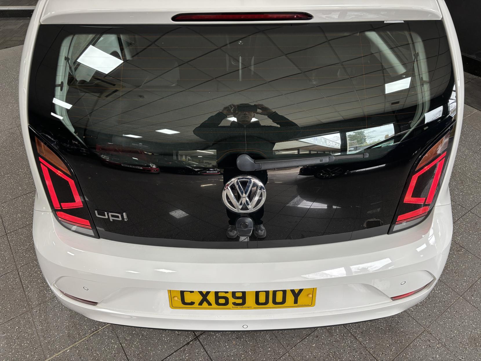 Volkswagen up! 1.0 Move up! Hatchback 5dr Petrol Manual Euro 6 (s/s) (60 ps)