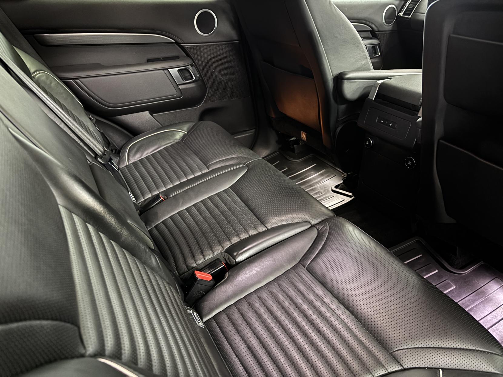 Land Rover Discovery 2.0 Si4 HSE GPF SUV 5dr Petrol Auto 4WD Euro 6 (s/s) (300 ps)