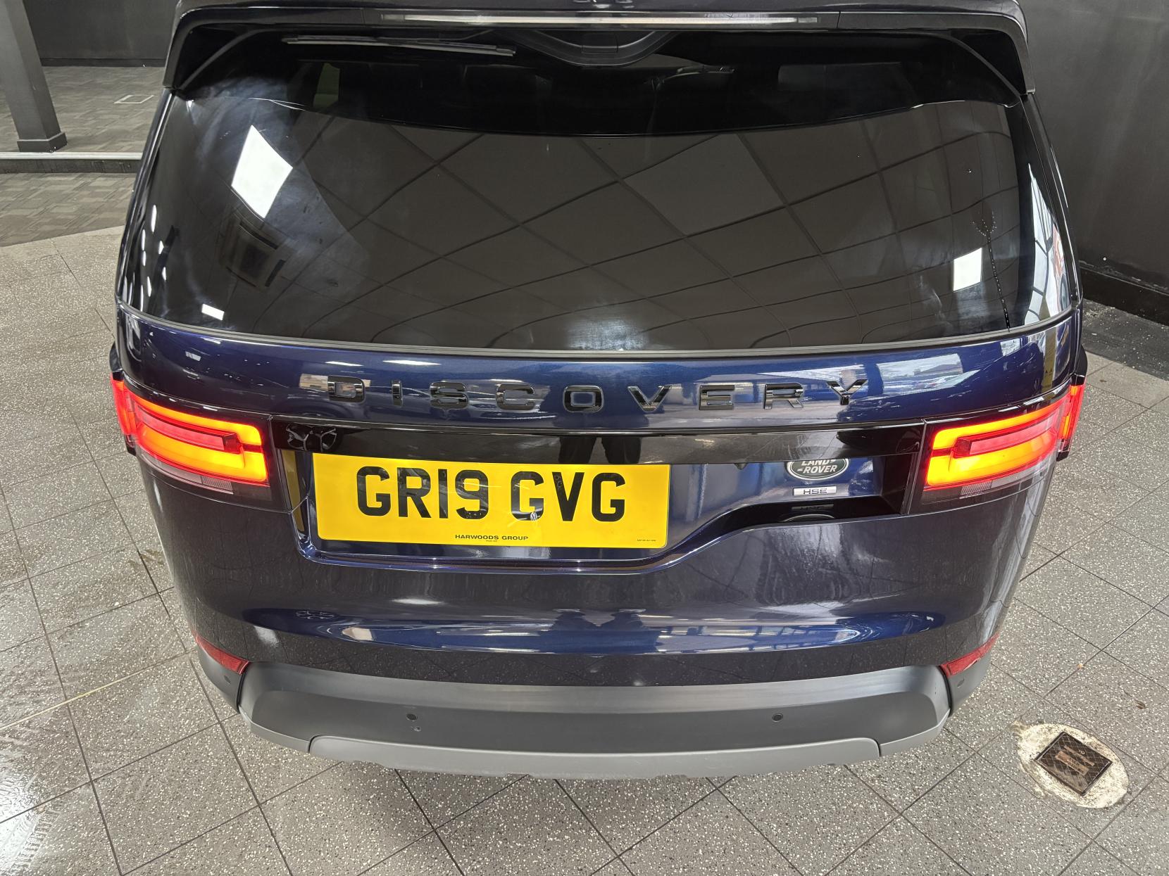 Land Rover Discovery 2.0 Si4 HSE GPF SUV 5dr Petrol Auto 4WD Euro 6 (s/s) (300 ps)