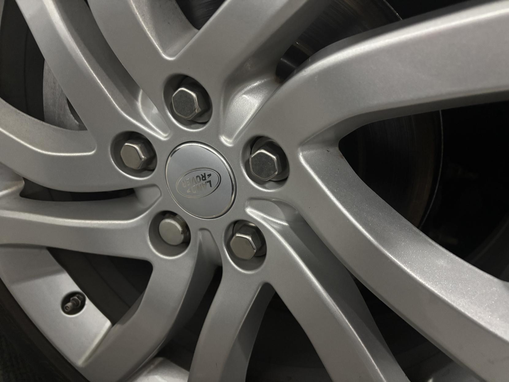 Land Rover Discovery 2.0 Si4 HSE GPF SUV 5dr Petrol Auto 4WD Euro 6 (s/s) (300 ps)