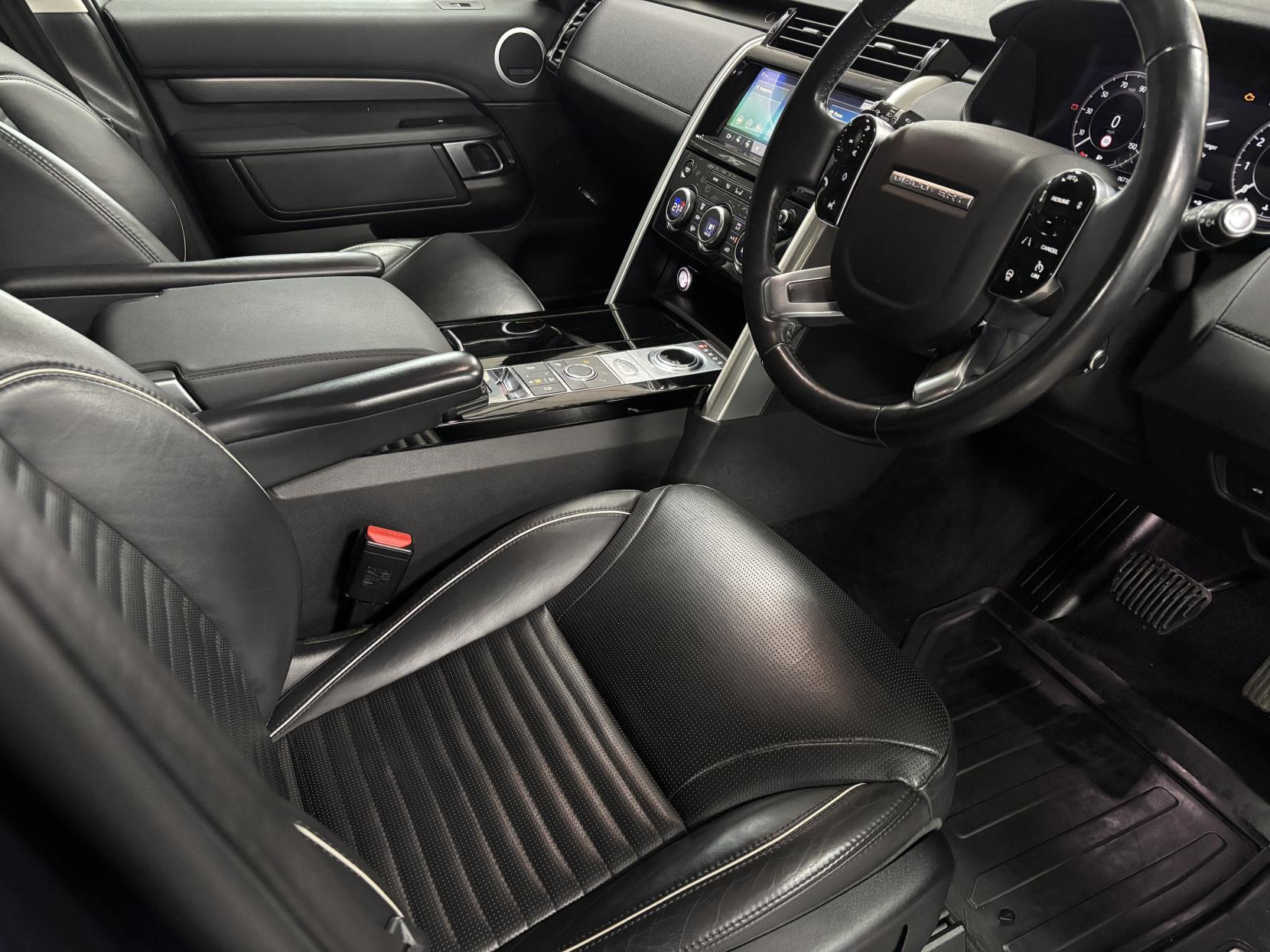 Land Rover Discovery 2.0 Si4 HSE GPF SUV 5dr Petrol Auto 4WD Euro 6 (s/s) (300 ps)