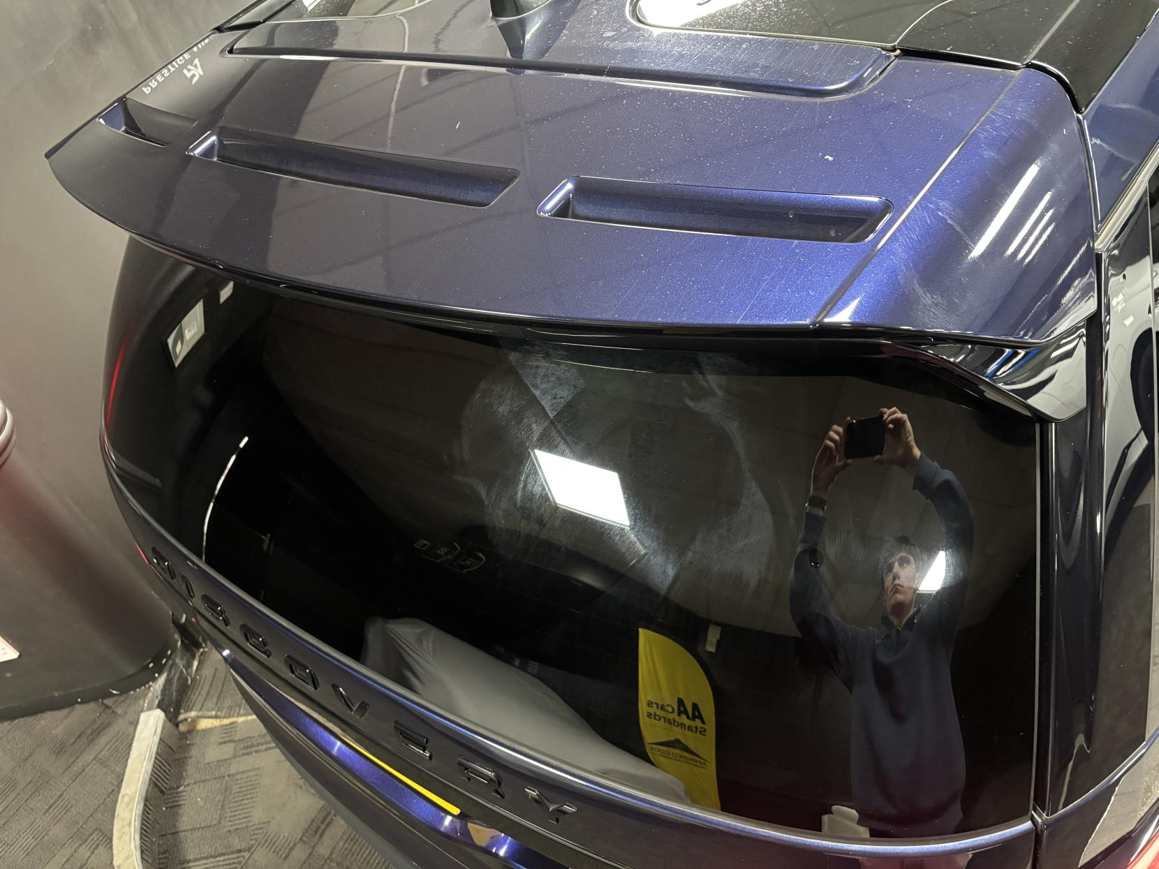 Land Rover Discovery 2.0 Si4 HSE GPF SUV 5dr Petrol Auto 4WD Euro 6 (s/s) (300 ps)