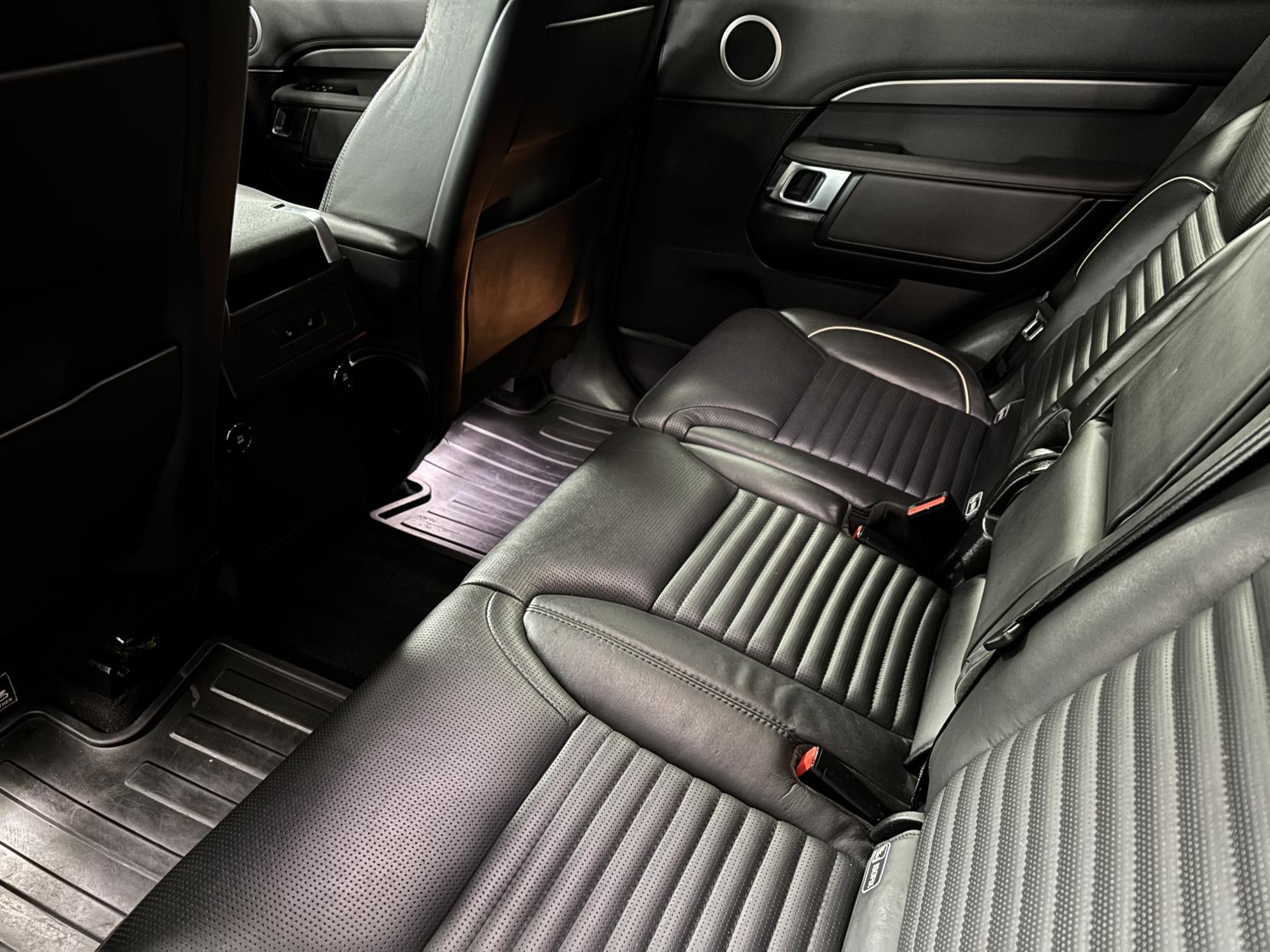 Land Rover Discovery 2.0 Si4 HSE GPF SUV 5dr Petrol Auto 4WD Euro 6 (s/s) (300 ps)