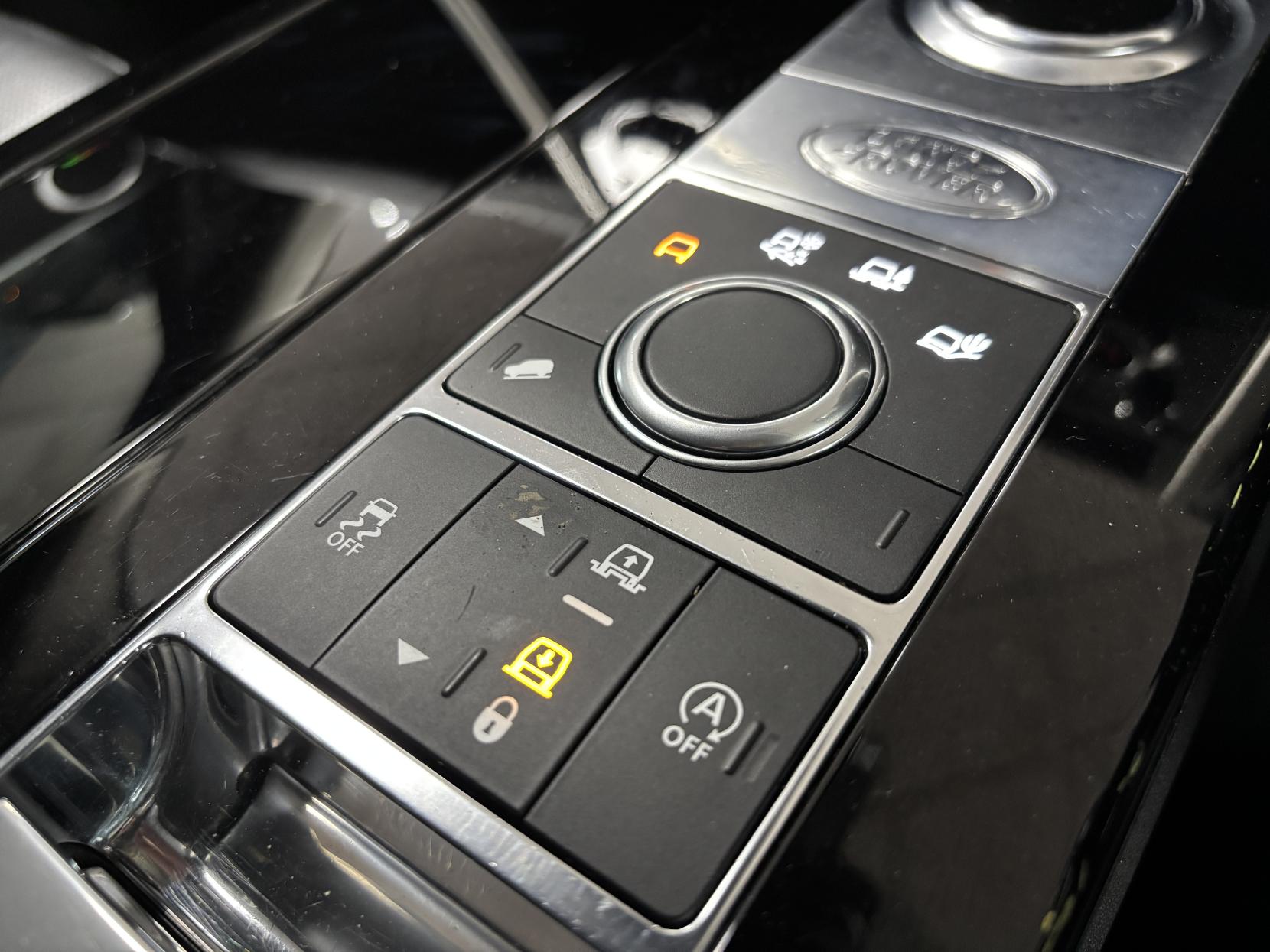 Land Rover Discovery 2.0 Si4 HSE GPF SUV 5dr Petrol Auto 4WD Euro 6 (s/s) (300 ps)