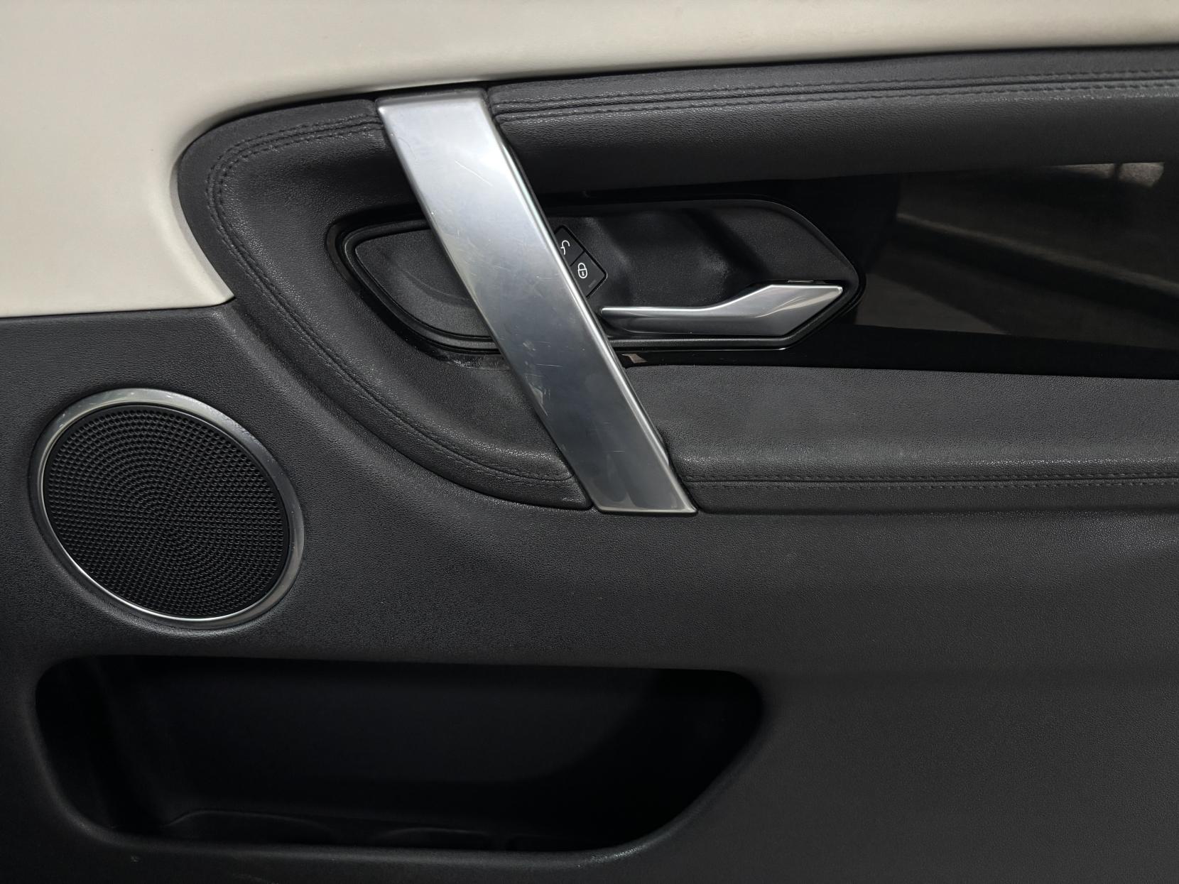 Land Rover Discovery Sport 2.0 D180 MHEV S SUV 5dr Diesel Auto 4WD Euro 6 (s/s) (180 ps)